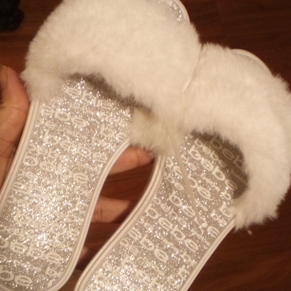 Bebe tod. Sandals